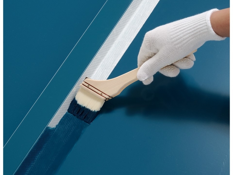 ペンキ上塗りが可能で、粗面接着性▪防水シール性に優れる。